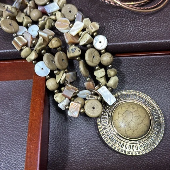 Jewelry NWOT - Picture 3 of 4